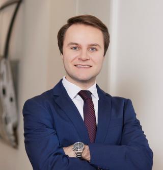 Portraitfoto von Maximilian Moisi
