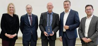 Gruppenfoto von Céline Helmschrot, Andreas Paulus, Andreas Wiebe, Clemens Appl und Oliver Kreutz