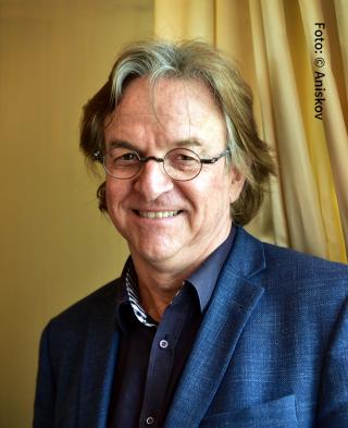 Portraitfoto von Thomas Weber