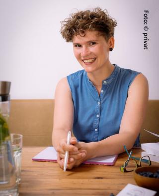 Portraitfoto von Petra Hömens