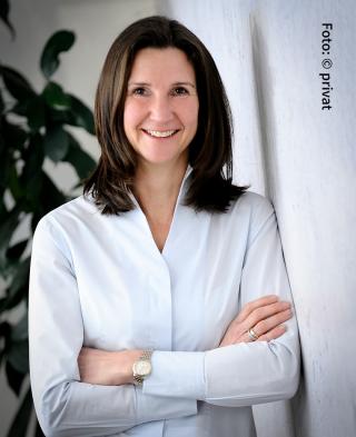 Portraitfoto von Ulrike Resch-Kröll