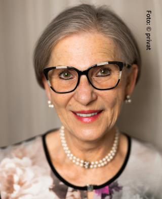 Portraitfoto von Ulrike Lenthe