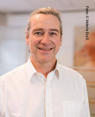 Portraitfoto von Christoph Gasche