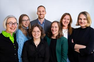 Gruppenfoto von Mitarbeitenden bei facultas