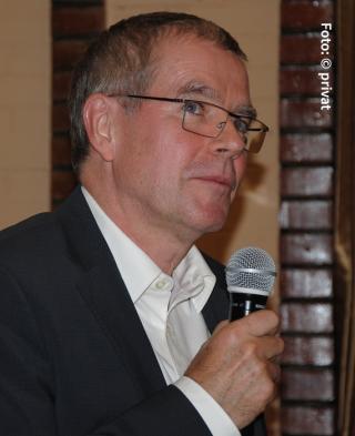 Portraitfoto von Dieter Segert